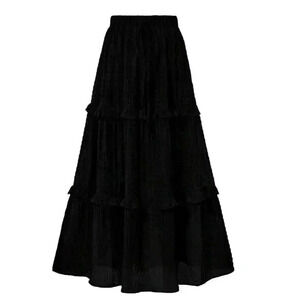 Elegant Black Tiered Maxi Skirt with Ruffle Details - Perfect for Boho Casual Xl